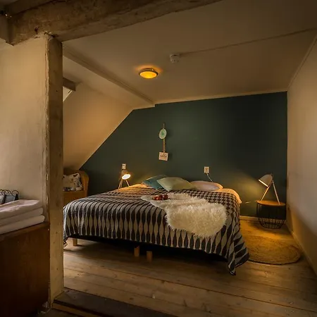 Samsam Bed & Breakfast